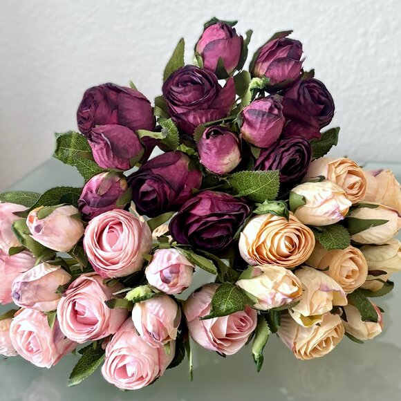 13 1/4" Cream 12 Bud Faux Artificial Roses Rosebuds Flower Bundle Bouquet New - Picture 5 of 5